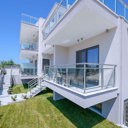 לימנריה Eridon Suites מראה חיצוני תמונה