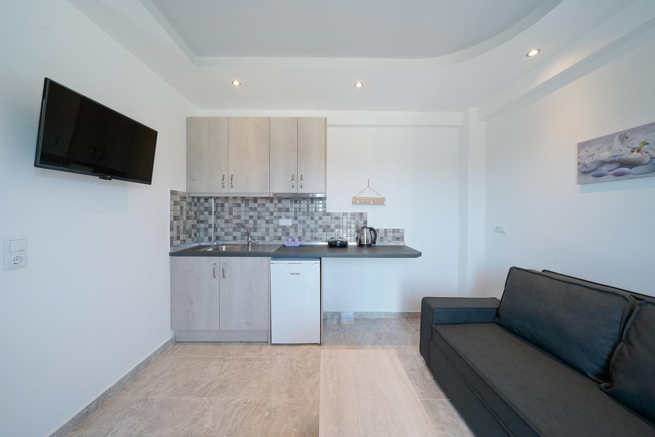 לימנריה Eridon Suites מראה חיצוני תמונה