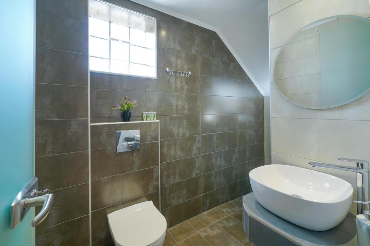 לימנריה Eridon Suites מראה חיצוני תמונה